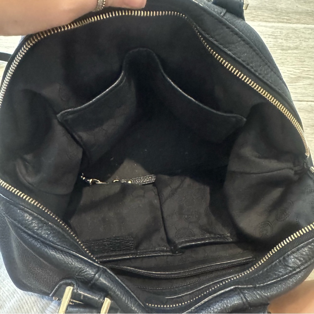 Beautiful Michael Kors Black Leather Satchel with Gold Hardware - Picture 6 of 7